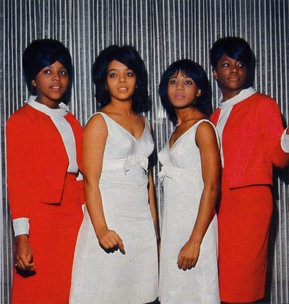 The Crystals – Then He Kissed Me (1963)